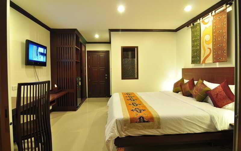 Plern Anda Hotel 3*